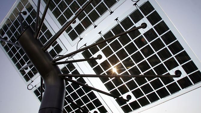 SMA spielt eine sehr gute Rolle im Wechselrichtermarkt. Die Bauteile wandeln den Gleichstrom aus den Zellen in Wechselstrom um und sind daher Kernstück einer Solaranlage.