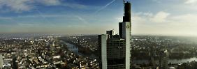 Markante Silhouette: Die Commerzbank-Zentrale in Frankfurt am Main.