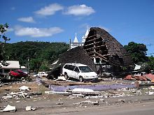 Zerstörte Kirche in Leone, Amerikanisch-Samoa.