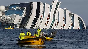 Zahl der Vermissten unklar: Schettino gibt Reederei die Schuld