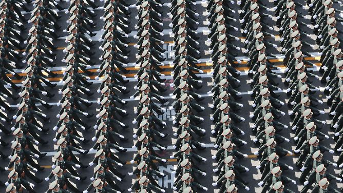 Parade der Stärke: China im Militär-Rausch