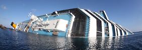 Schettino behauptet, ein Reederei-Manager habe das riskante Manöver von ihm verlangt.