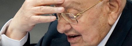 Erinnerung an Holocaust: Reich-Ranicki hält bewegende Gedenkrede