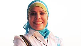 Die Aktivistin Sahar Al-Nadi sagt: "Die Revolution muss weitergehen, bis unsere Forderungen erfüllt sind."
