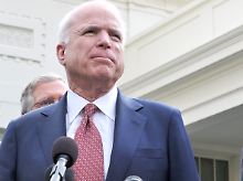 Obamas unterlegener Konkurrent McCain macht Druck - die Republikaner wollen mehr Truppen schicken.