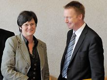 Es ist wohl keine Liebesheirat mit der CDU, aber mit der Linken wollte Matschie nicht ins Lotterbett.