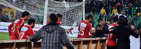 "Das ist Krieg und kein Fußball": Mehr als 70 Tote bei Fußball-Krawallen in Ägypten