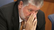 Freiflug und Fußballticket von Schmidt: Beck und Özdemir im Korruptionssog 