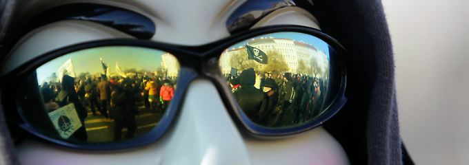 Die Guy-Fawkes-Maske gilt als Erkennungszeichen von Anonymous, aber auch der Occupy-Bewegung.