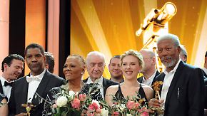 Promiauflauf in Berlin: Goldene Kamera verliehen