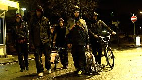 Die Gang: "Meine Stadt, mein Bezirk, mein Viertel, meine Gegend, meine Straßenzüge, mein Zuhause, mein Block."