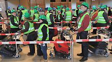 Berlin sucht Schwachstellen: 250 Statisten testen neuen Flughafen