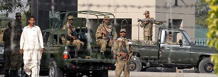 Erst am Samstag hatten die Taliban einen Armee-Stützpunkt angegriffen.