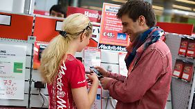 Die Garantieerweiterung für ein 300 Euro-Handy schlägt bei Mediamarkt mit 70 Euro zu Buche. 
