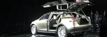 Das Türenkonzept des Modell X von Tesla ist auf jeden Fall ein Hingucker.