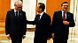 Viel Höflichkeit in Peking: Wen Jiabao mit Herman Van Rompuy (links) und Jose Manuel Barroso. 