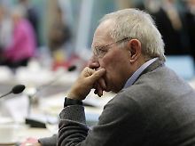 "Obsessive Bestrebungen": Schäuble wird von Datenschützern nun gebrandmarkt.