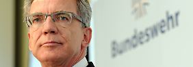 Der Vorstoß von Verteidigungsminister de Maizière für einen Veteranentag stößt auf Vorbehalte.