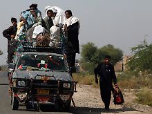 Wegen der jüngsten pakistanischen Offensive haben zehntausende Menschen Süd-Waziristan verlassen.