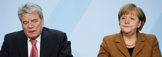 Merkel fällt es schwer, den Schein zu wahren.