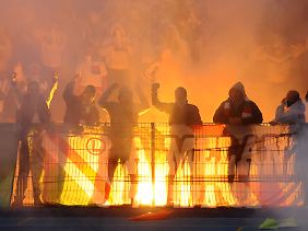 Problemfans: Hooligans stellen im polnischen Vereinsfußball ein ernsthaftes Sicherheitsrisiko dar.