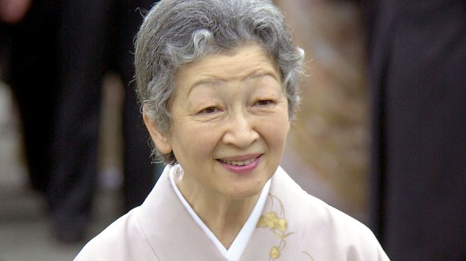 75 Jahre Haltung bewahrt: Kaiserin Michiko feiert Geburtstag