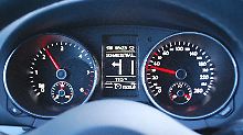 Die Bedienung im Cockpit funktioniert tadellos. Golftypisch eben.