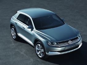 In der Studie VW CrossCoupé kommt ein elektrischer Allradantrieb zum Einsatz, der die konventionelle Kraftübertragung verzichtbar macht.