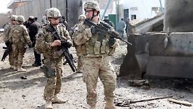 Die US-Soldaten müssen jetzt schnellstens den Umgang mit religiösen Schriften erlernen. 