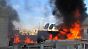 Teile von Homs stehen in Flammen.