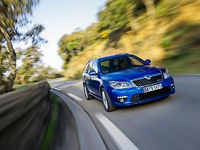 Das Auto ist zu einem fairen Preis erhältlich.