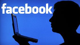 E-Mail-Konten können mit viel Aufwand beschlagnahmt werden,  Facebook-Accounts bislang nicht.