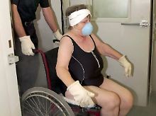 Behandlungserfolge verzeichnet auch die Ganzkörper-Kältetherapie, die bei über minus 100 Grad in Kältekammern durchgeführt wird.