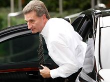Oettinger verlässt Stuttgart in Richtung Brüssel.