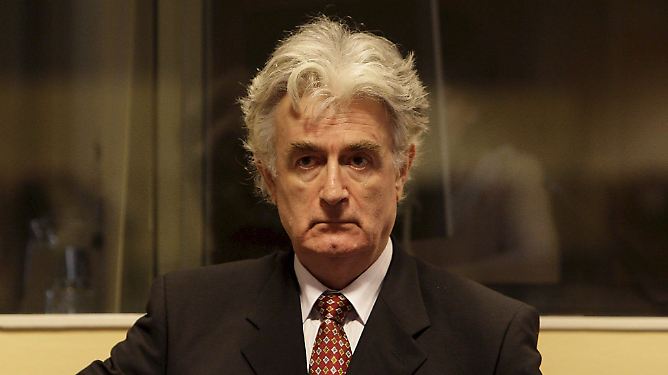 Für viele Serben ist er noch immer ein Held - für den Rest der Welt ist Radovan Karadzic ein Menschenschlächter.