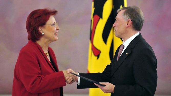 Abschied von der großen Bühne: Neue Jobs für SPD-Minister