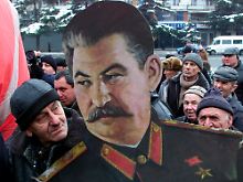 Viele Russen haben nach wie vor ein ungebrochenes Verhältnis zu Stalin. Hier ein Bild vom 125.  Geburtstag des Diktators.