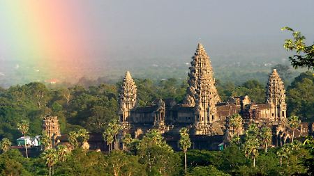 Blick auf Angkor Wat. Regen ist dort keine Seltenheit.
