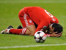 Bittere Wahrheit auf dem Platz: Luca Toni im Spiel gegen Bordeaux.