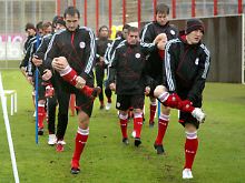 Philipp Lahm sagt ganz offen, warum die Bayern seiner Ansicht nach zur Zeit im Regen stehen.