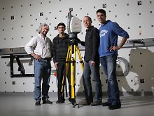 Professor Frank Boochs, die Studenten Tobias Reich, Andreas Marbs und Carsten Krämer (l-r) vermessen weltweit.