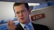 Guttenberg will offen über einen Ausstieg aus Afghanistan diskutieren.