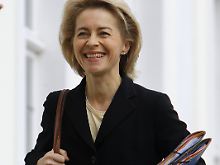 Von der Leyen geht davon aus, dass die Rentner für mögliche Nullrunden Verständnis haben werden.