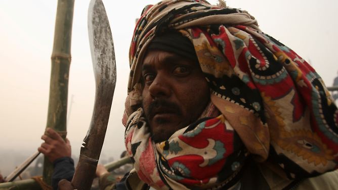 Massenschlachtung für Göttin: Blutiges Tieropfer-Fest in Nepal