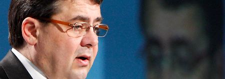 Gemeinsam durch die Krise: Gabriel schlägt Pakt vor