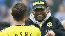 Titel im Sack: Dortmunds Trainer Jürgen Klopp und Sebastian Kehl, sein Kapitän.