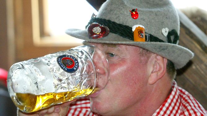 Wutnickel, Macher, Menschenfreund: "Mr. FC Bayern" wird Präsident