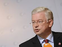 Er hat die Strippen im Fall Brender gezogen: Hessens Ministerpräsident Roland Koch.