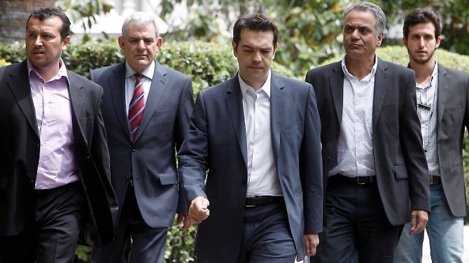 Alexis Tsipras darf es als nächstes versuchen. Seine Chancen, eine Regierung zu bilden sind jedoch gering.
