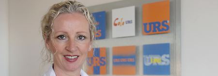 Christine Wolff arbeitet als Europa-Bereichsleiterin des amerikanischen Ingenieur-Konzerns URS.